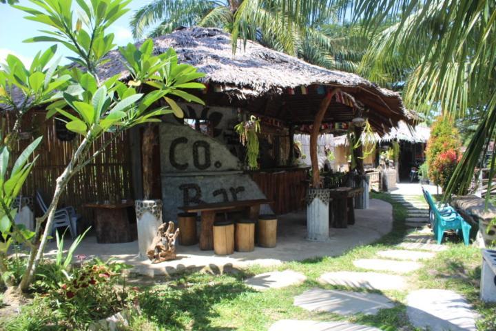 Eco Trekking Lodge, Bar & Jungle Tour'S Bukit Lawang Bagian luar foto