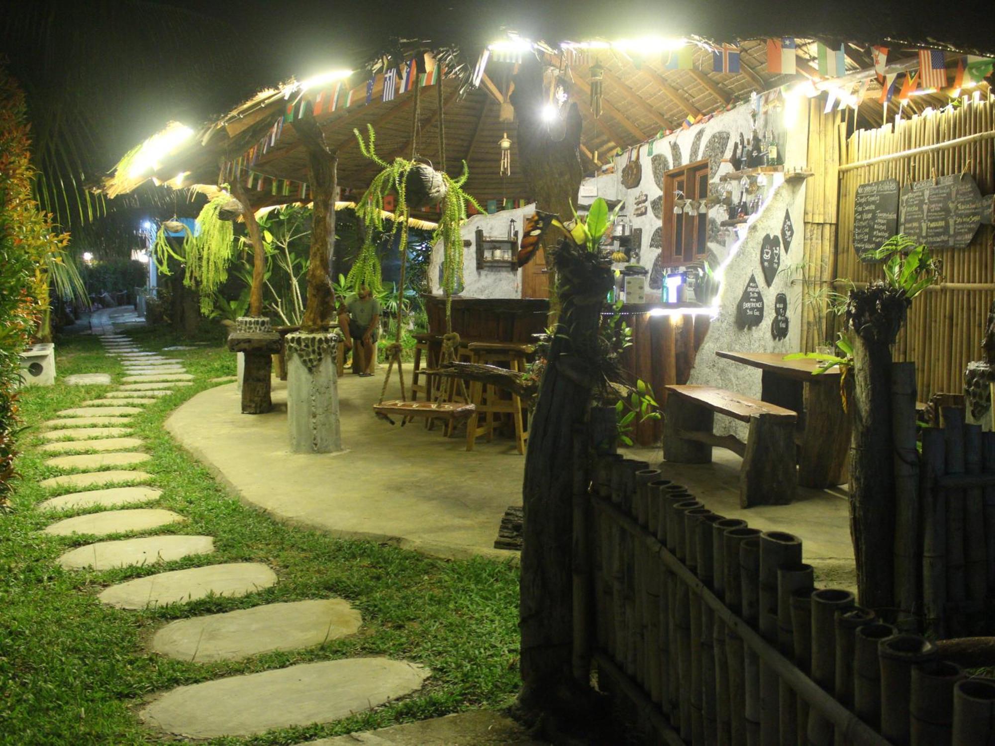 Eco Trekking Lodge, Bar & Jungle Tour'S Bukit Lawang Bagian luar foto