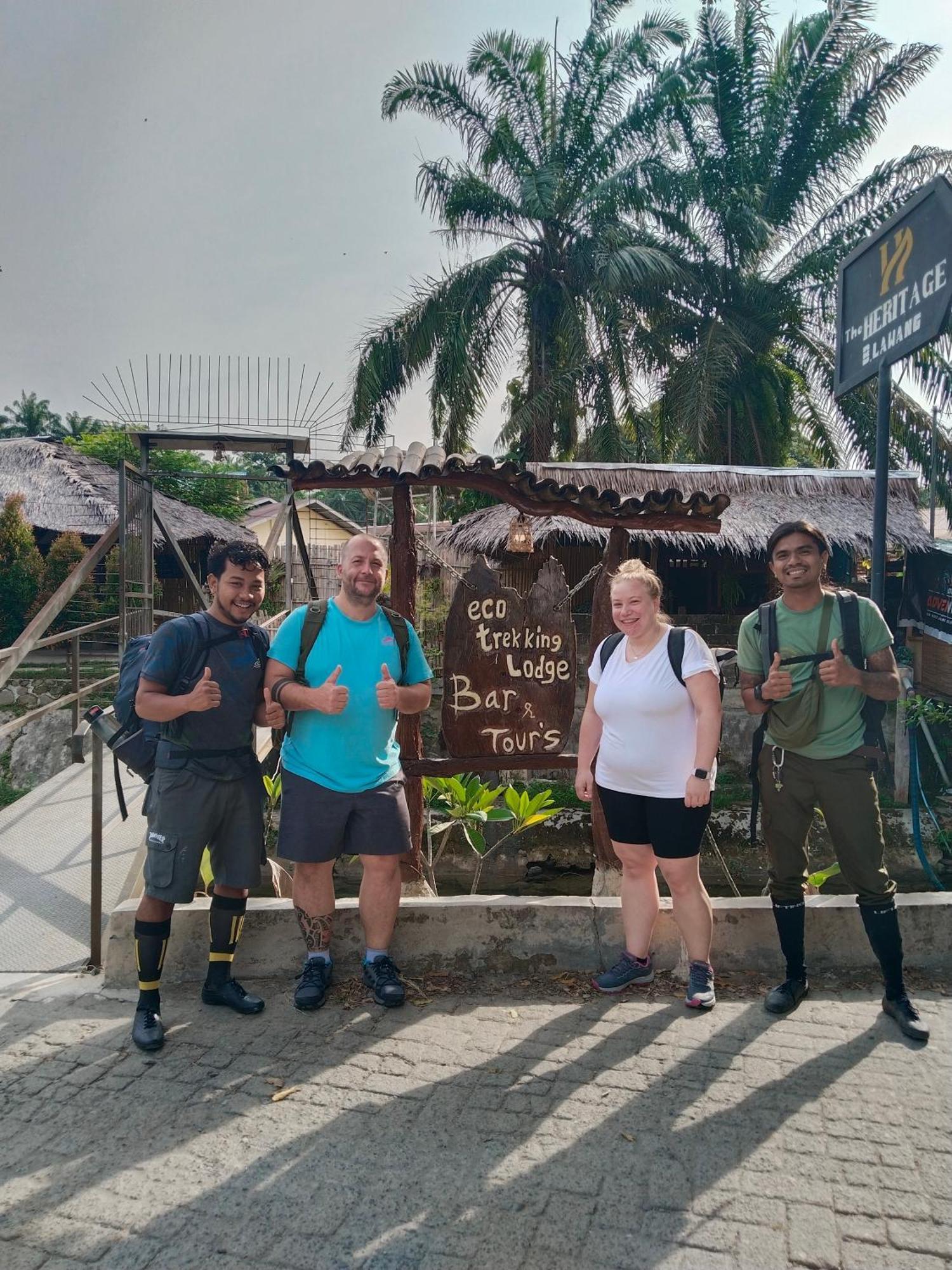 Eco Trekking Lodge, Bar & Jungle Tour'S Bukit Lawang Bagian luar foto