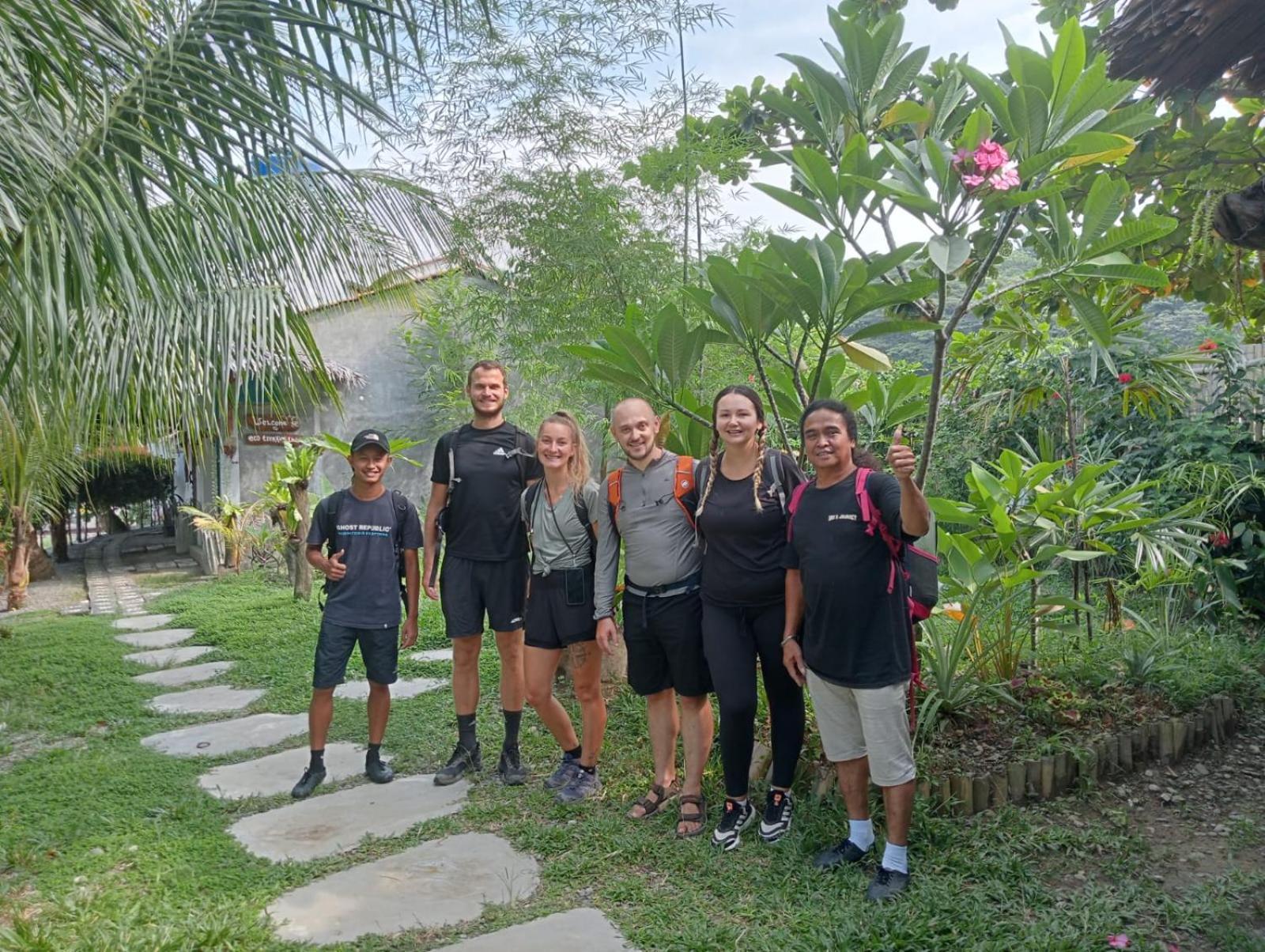 Eco Trekking Lodge, Bar & Jungle Tour'S Bukit Lawang Bagian luar foto